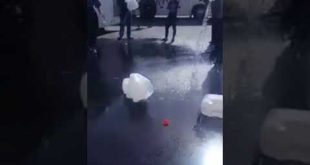 بالفيديو السعودية تطلب من المعتمرين الاردنيين ثمن ماء زمزم والقاء الماء في الشارع بسبب عدم دفع ثمنه